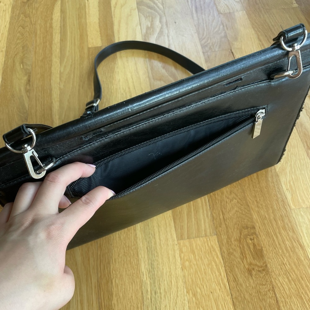 Faux Leather Crossbody Messenger Purse